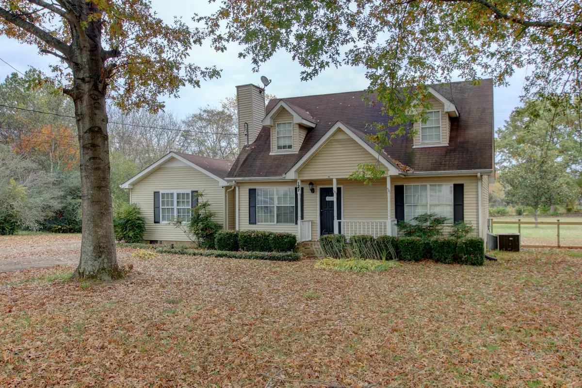 127 Deer Point Rd, Unionville, TN 37180 - Image #1