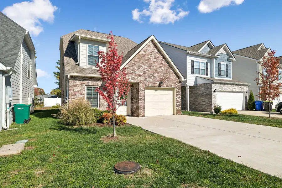 217 Emmett Dr, White House, TN 37188 - Image #2