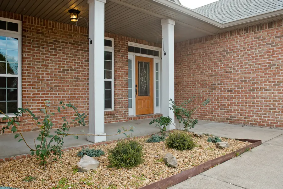 950 Willow Cir, Clarksville, TN 37043 - Image #2