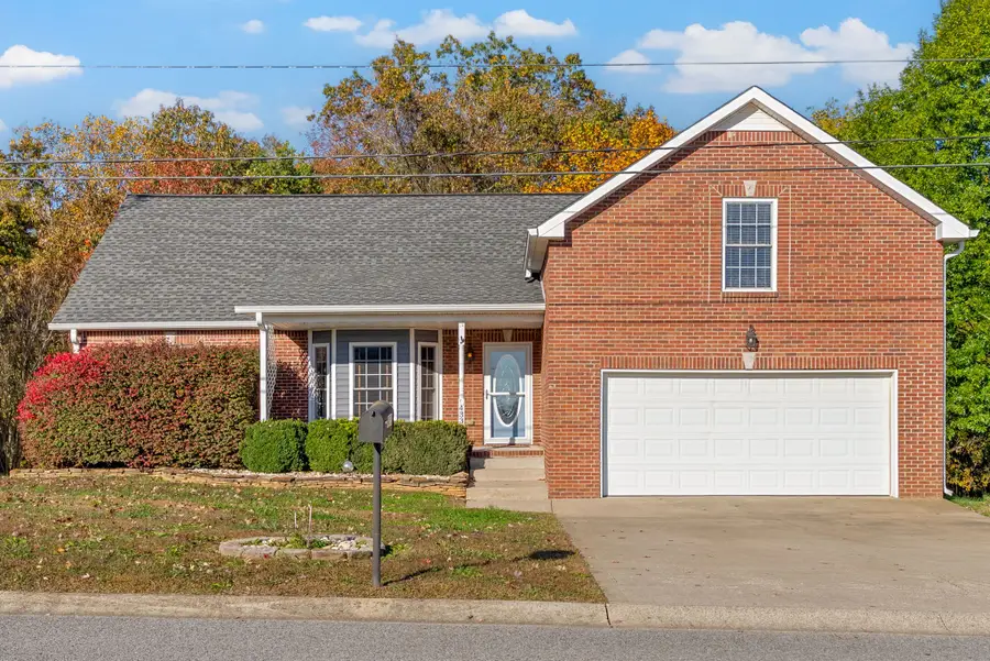 433 Todd Phillips Trl, Clarksville, TN 37042 - Image #2