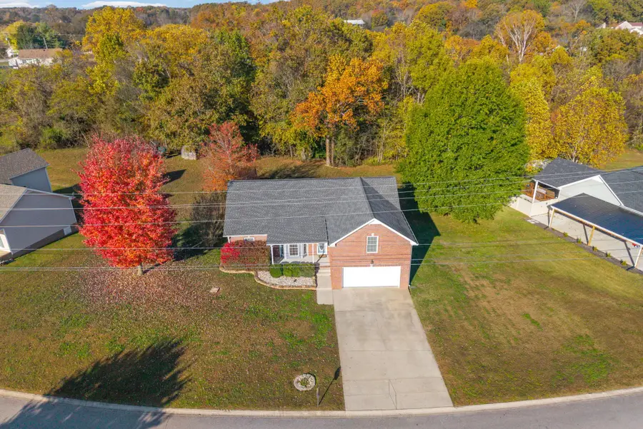 433 Todd Phillips Trl, Clarksville, TN 37042 - Image #3