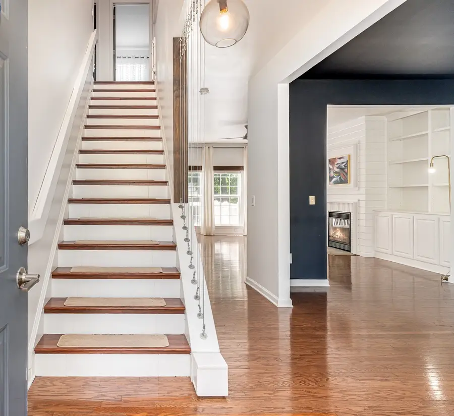 7325 Olmsted Dr, Nashville, TN 37221 - Image #2