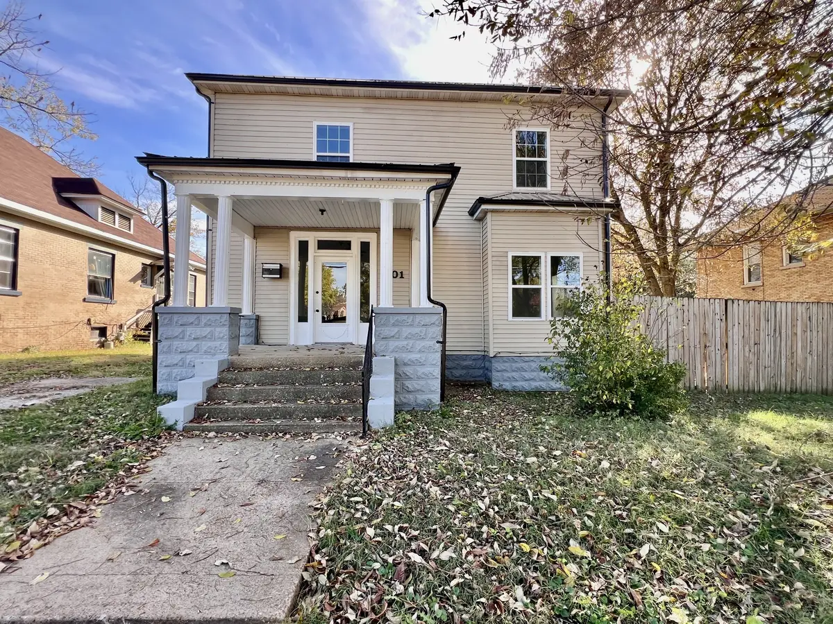 501 Wood St W, Paris, TN 38242 - Image #1