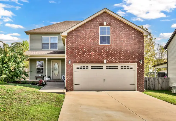 1889 Eisenhower Rd, Clarksville, TN 37042