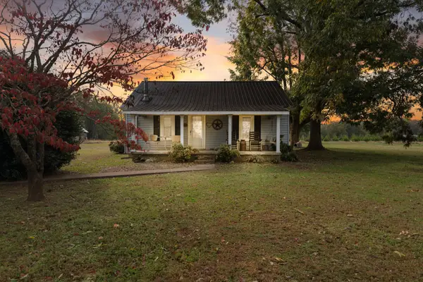 709 Isbell Turn Rd, Winchester, TN 37398