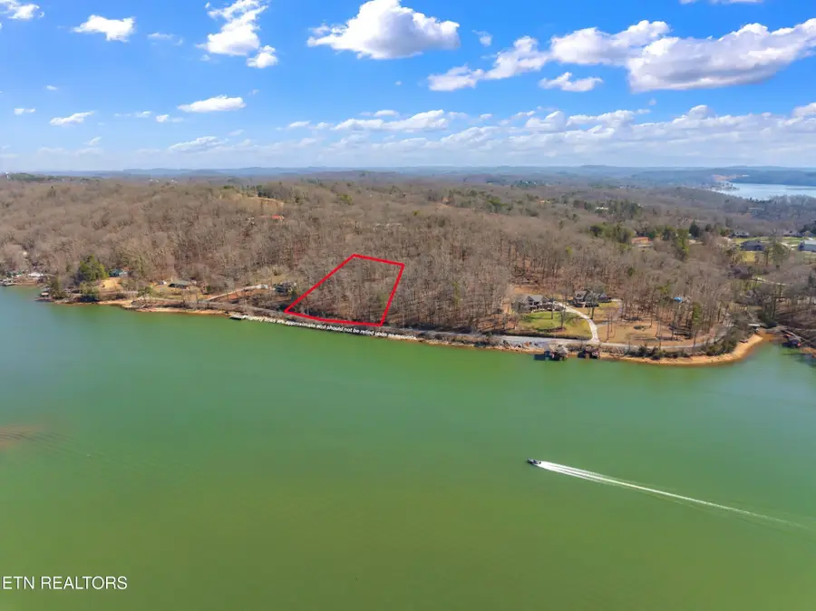 4775 Lakeside Drive, Lenoir City, TN 37772 - Image #2