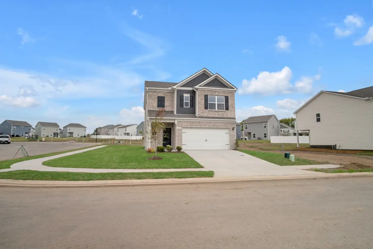 180 Summerlin Dr, Gallatin, TN 37066 - #1