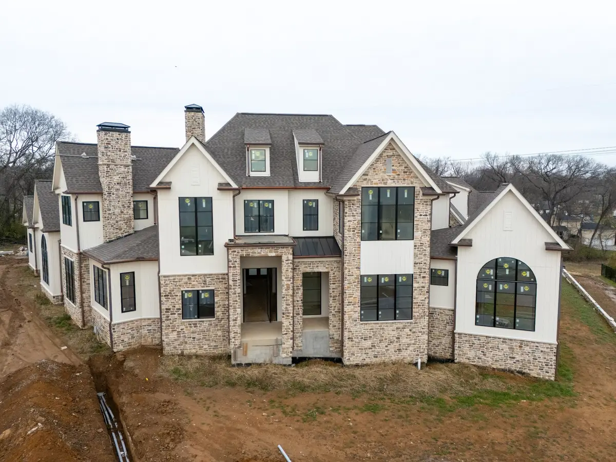 8102 Turning Point Dr, Brentwood, TN 37027 - Image #1