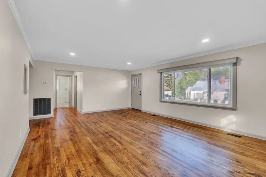 107 Oak St, Sparta, TN 38583 - Image #3