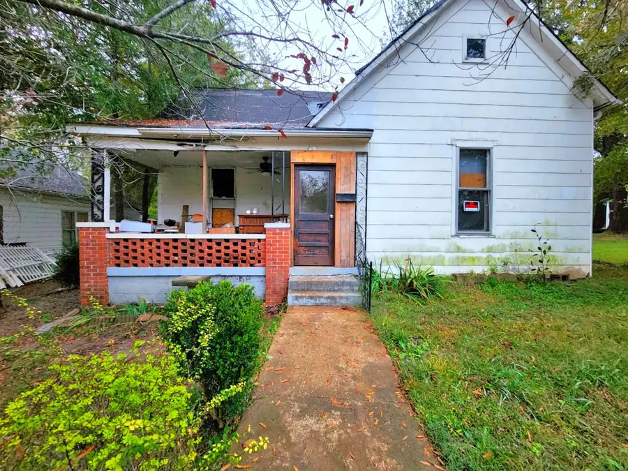 407 Wynn St, Paris, TN 38242 - Image #2