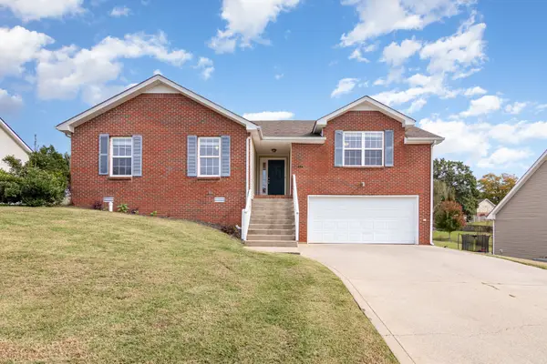 1845 Twin Rivers Rd, Clarksville, TN 37040