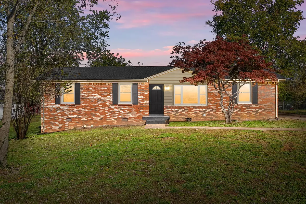 208 Dale Ter, Clarksville, TN 37042 - Image #1