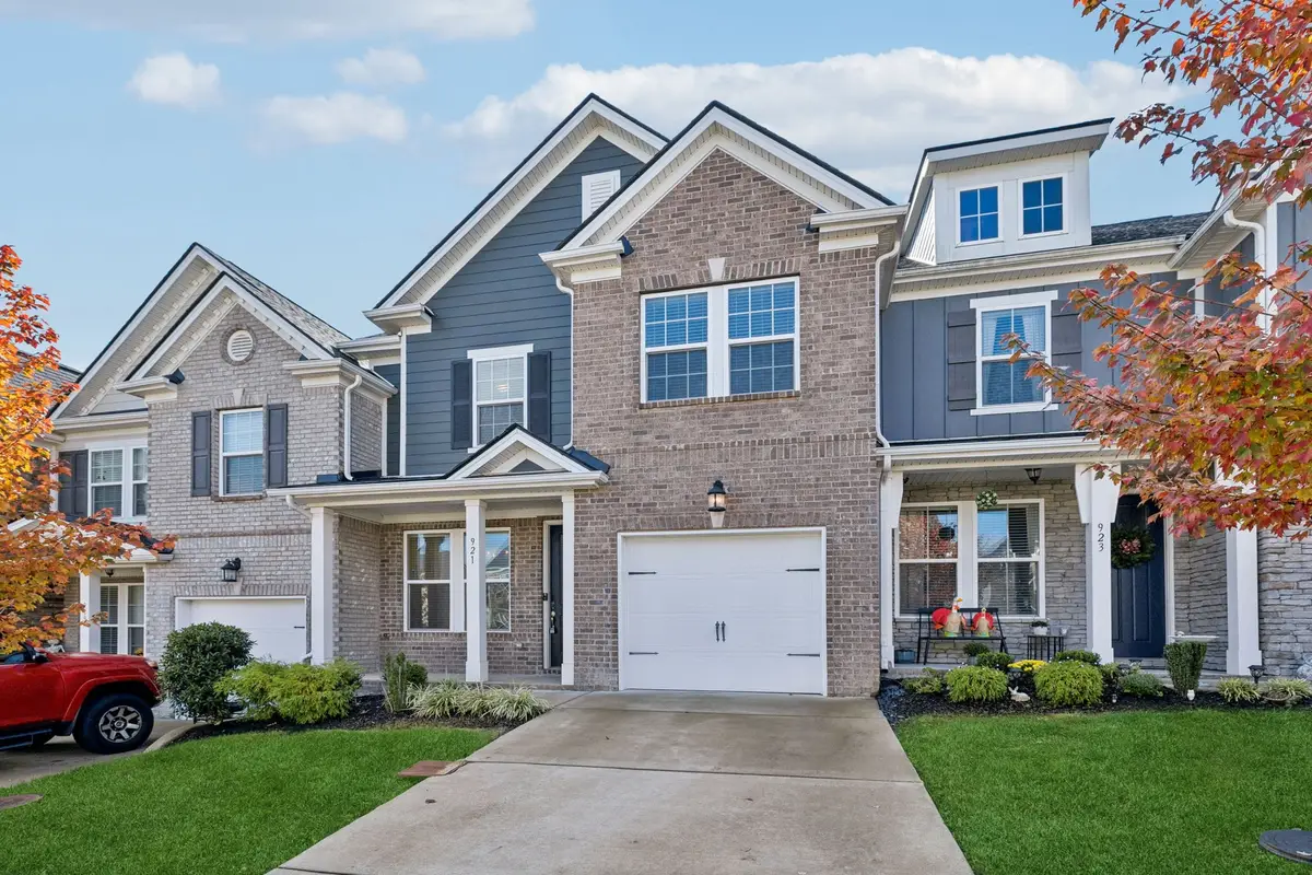 921 Cavan Ln, Mount Juliet, TN 37122 - Image #1