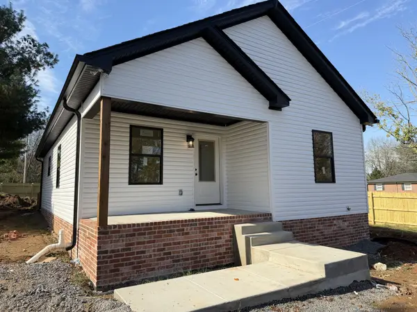 1243 S Russell St, Portland, TN 37148