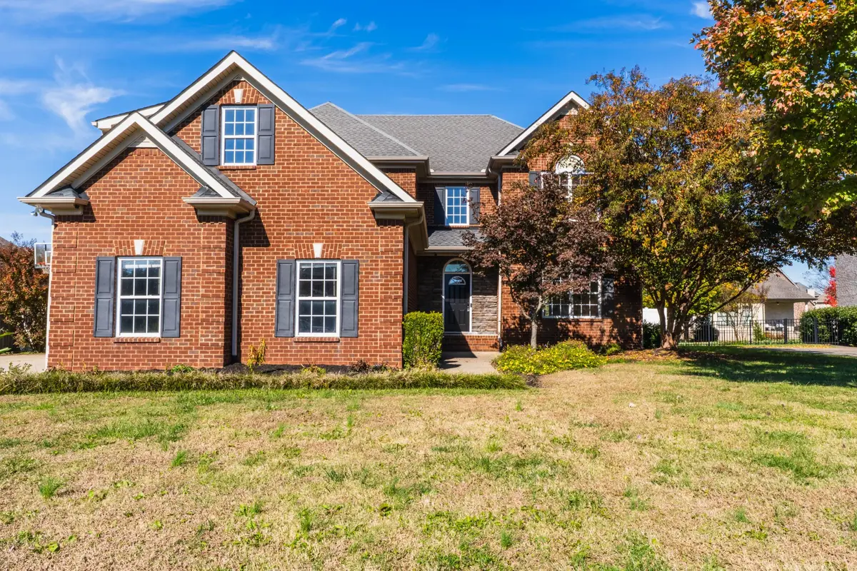 447 Garden City Dr, Murfreesboro, TN 37127 - Image #1