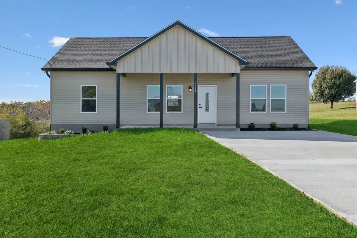10154 Rocky Point Rd, Bon Aqua, TN 37025 - Image #1