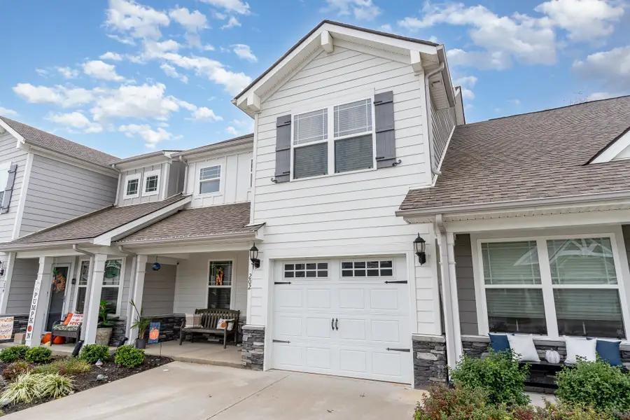 202 George Matthew Dr, Smyrna, TN 37167 - Image #2