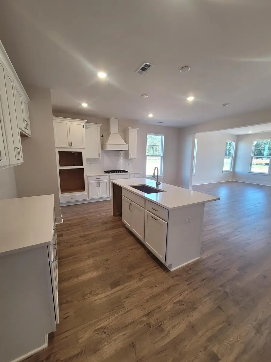 1442 Charles Drive, Chapel Hill, TN 37034 - Image #2