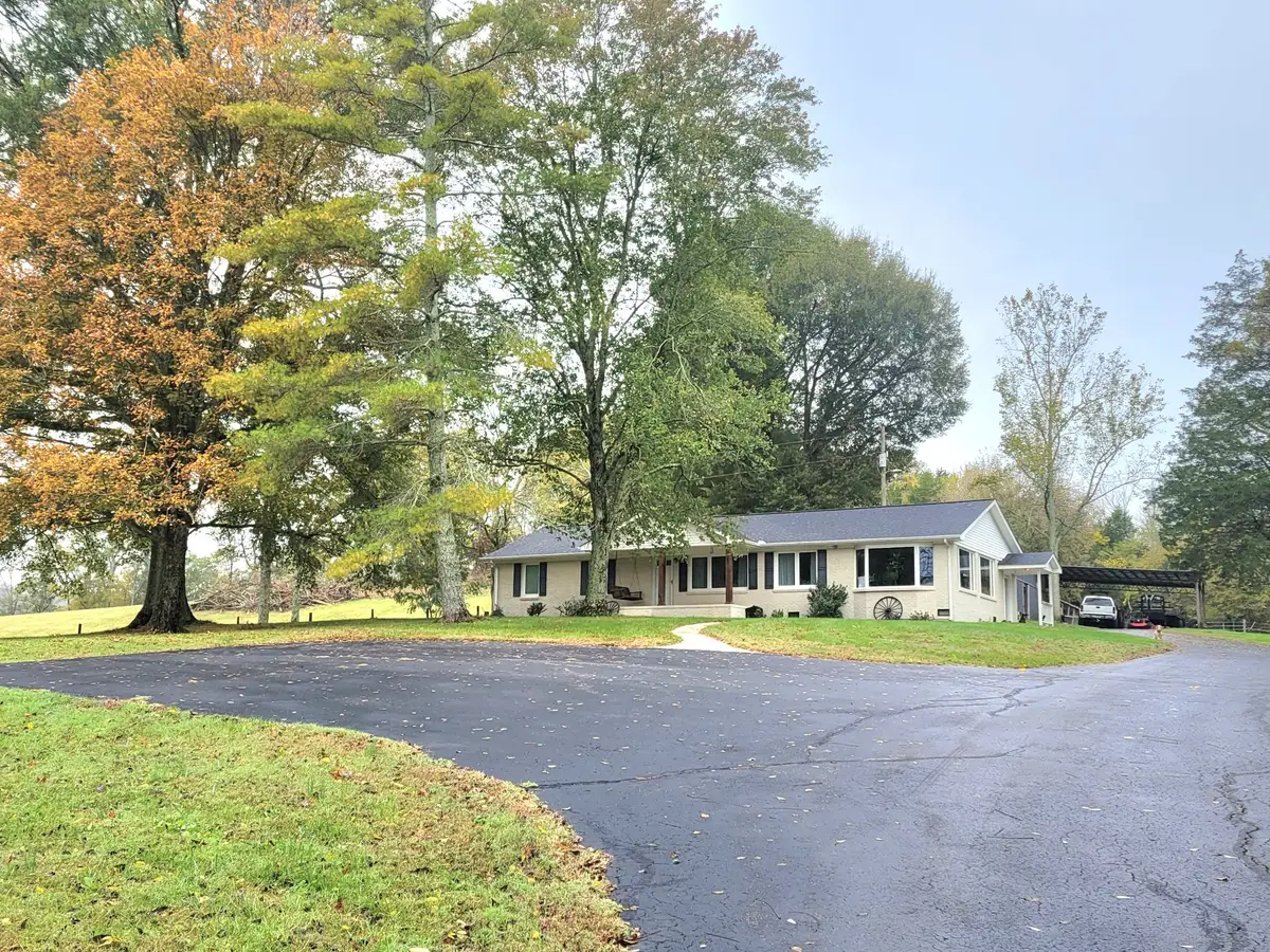 854 Shelbyville Hwy, Fayetteville, TN 37334 - Image #1