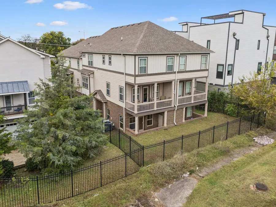 1722D 14th Ave S #D, Nashville, TN 37212 - Image #2