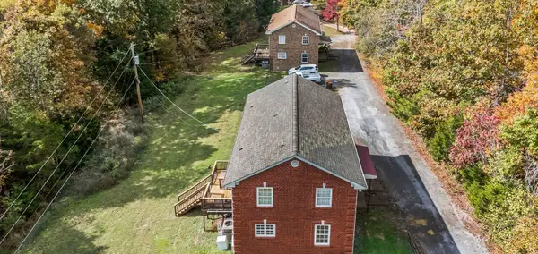 10092 Sneed Pt, Lyles, TN 37098