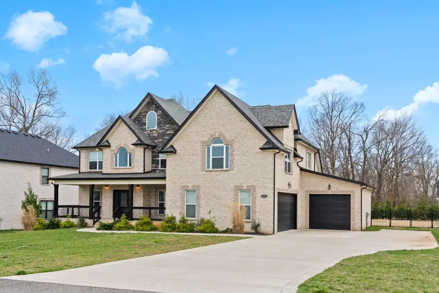 1592 Charles Bell Rd, Clarksville, TN 37040 - Image #3