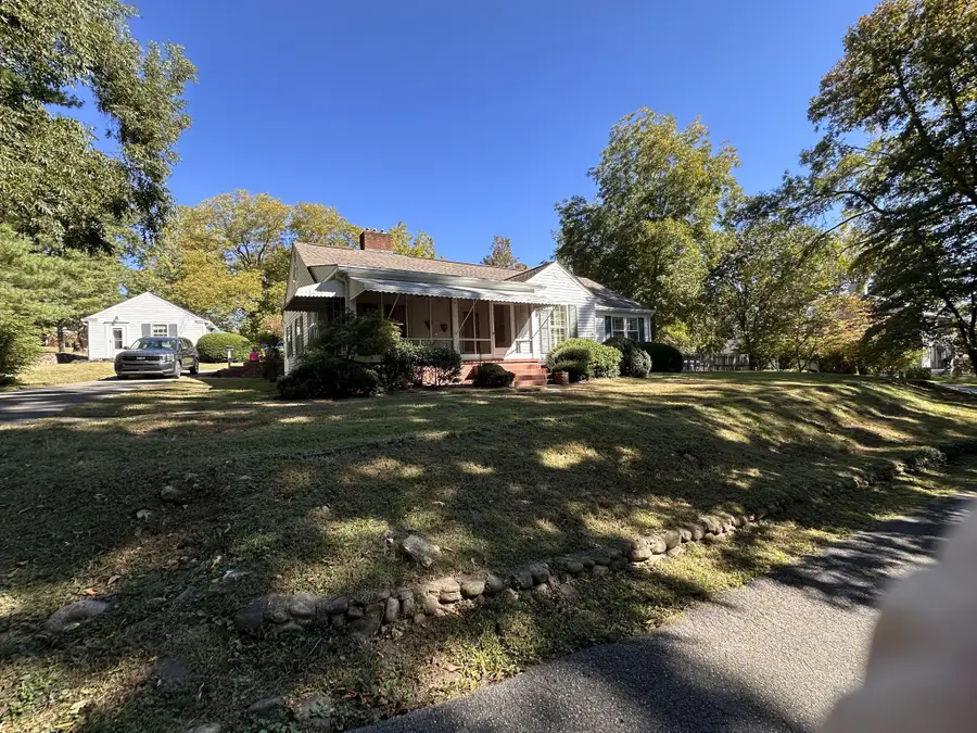 612 W Main St, McMinnville, TN 37110 - Image #2