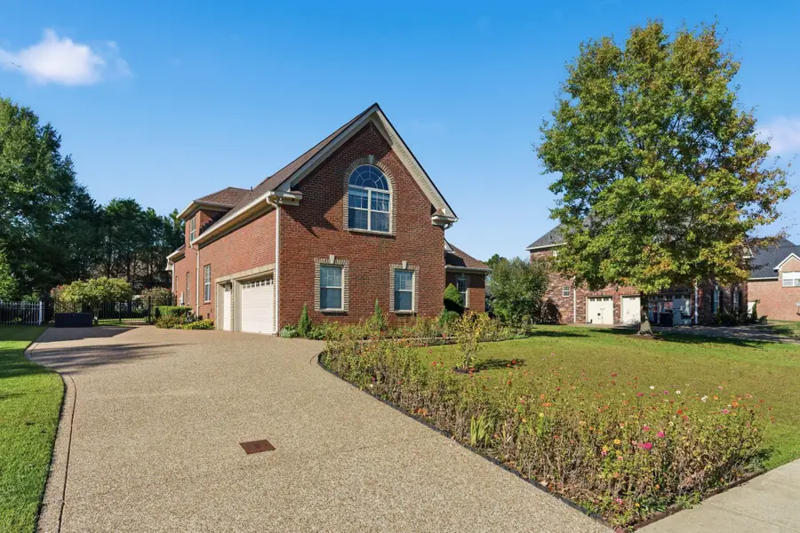 650 Bonita Pkwy S, Hendersonville, TN 37075 - Image #3