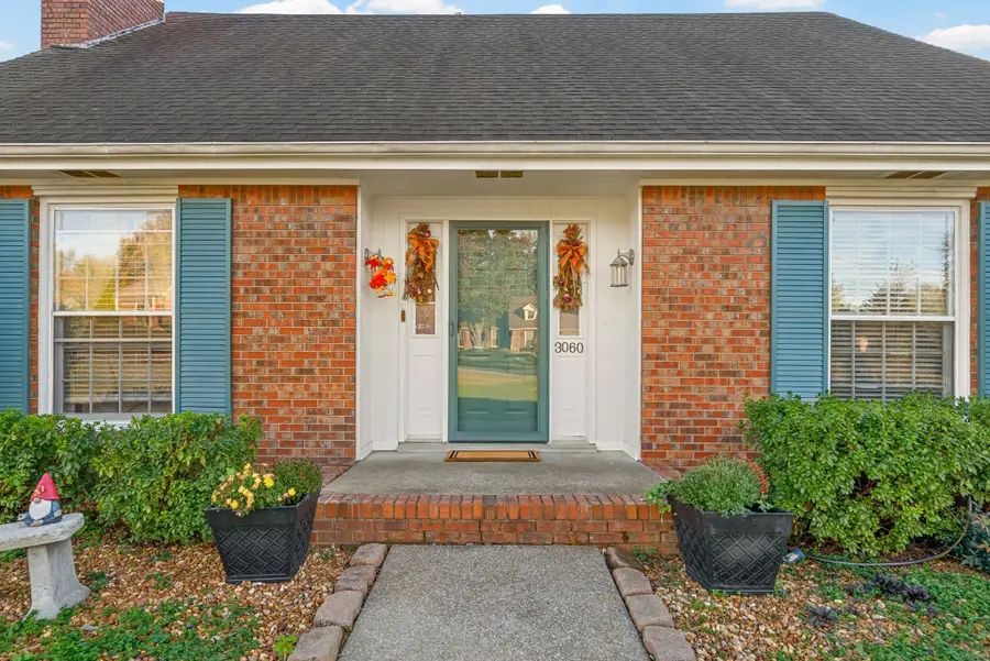 3060 Williamsburg Rd, Clarksville, TN 37043 - Image #2