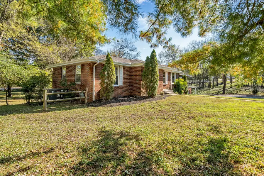 110 Sterling Ct, Hendersonville, TN 37075 - Image #3