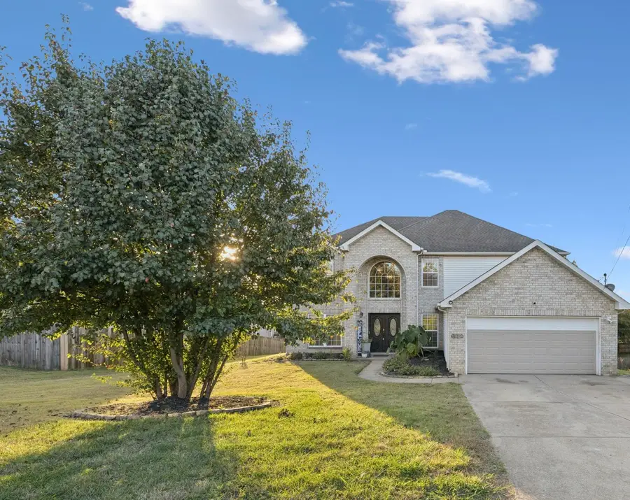 630 Holland Ridge Dr, La Vergne, TN 37086 - Image #2