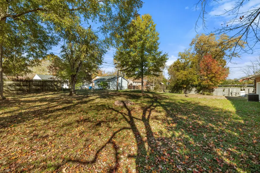 212 Westside Dr, Tullahoma, TN 37388 - Image #3