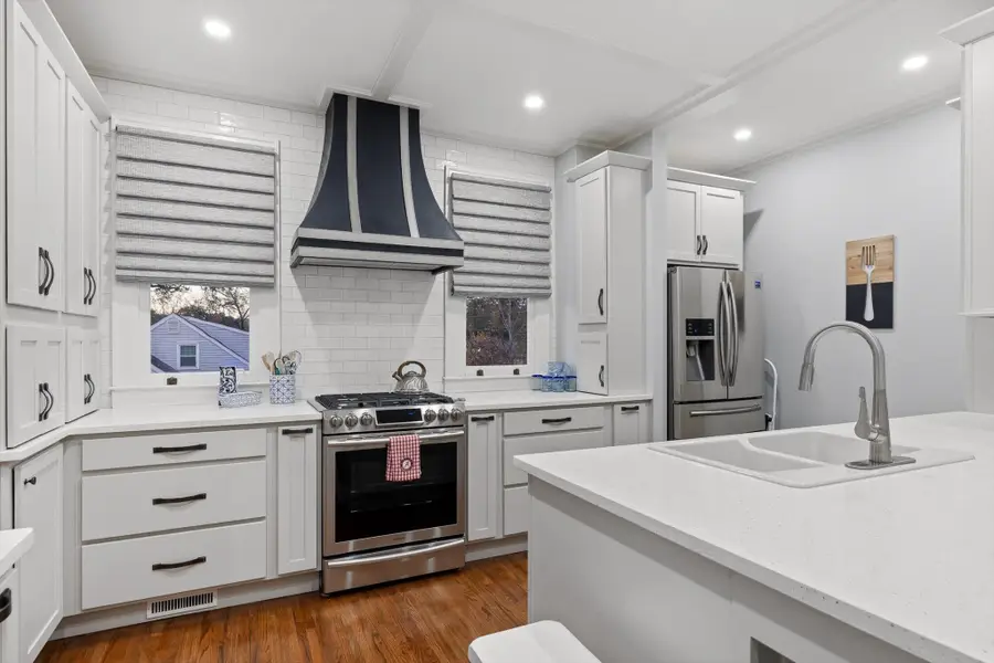 330 Crestway Drive, Chattanooga, TN 37411 - Image #3