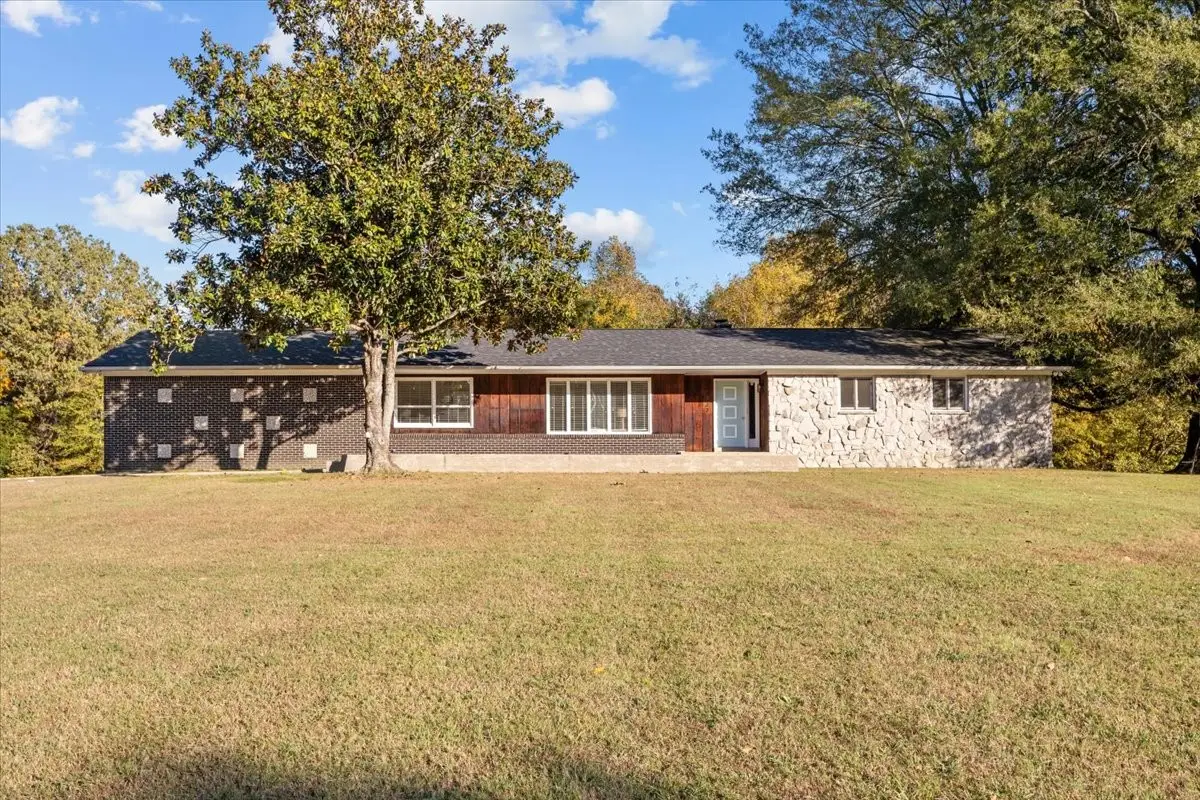 827 Long St, New Johnsonville, TN 37134 - Image #1