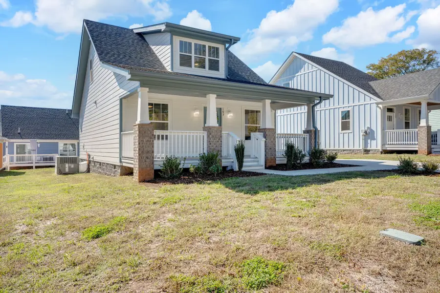 103 N Shephard St, Winchester, TN 37398 - Image #2