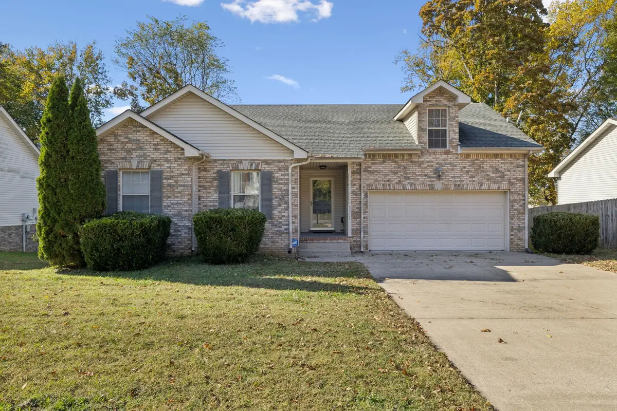 3317 S Senseney Cir, Clarksville, TN 37042 - Image #1