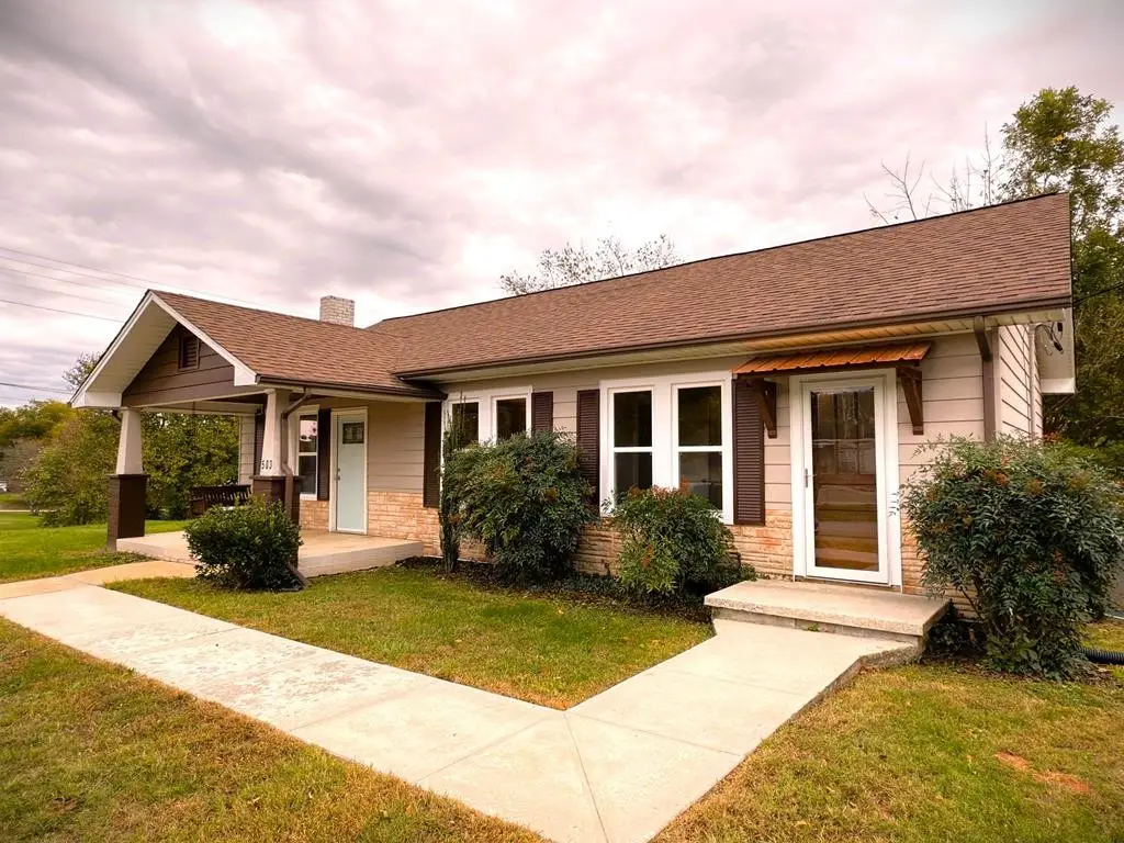 503 W 3rd St, Livingston, TN 38570 - Image #1