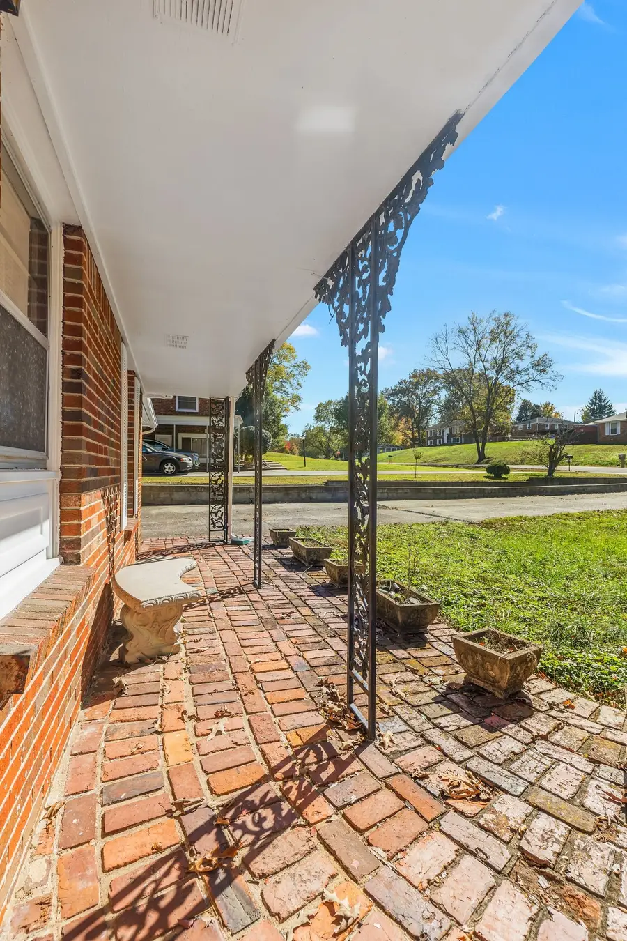 111 Nottingham Pl, Clarksville, TN 37042 - Image #2