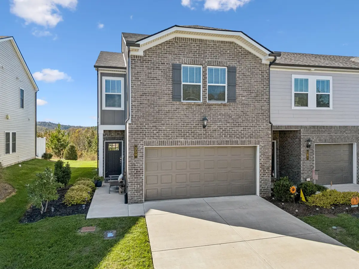 359 Coleman Ct, Columbia, TN 38401 - Image #1