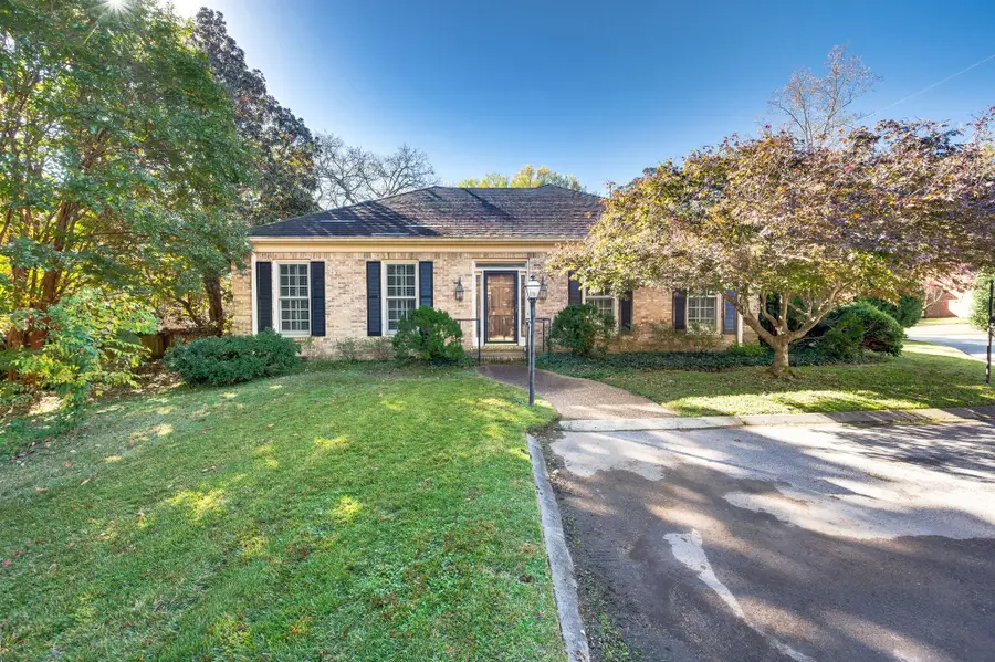 3710 Hobbs Rd, Nashville, TN 37215 - Image #3