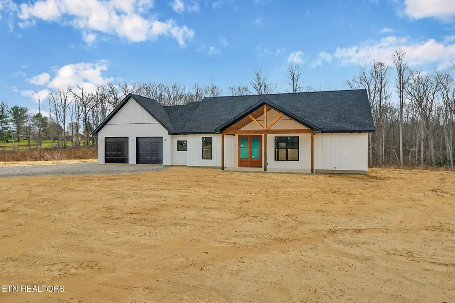 1468 Taylor Place Rd, Jamestown, TN 38556 - #3