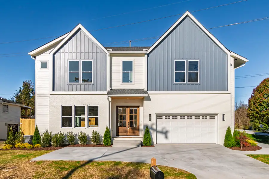 6450 Thunderbird Dr, Nashville, TN 37209 - Image #2