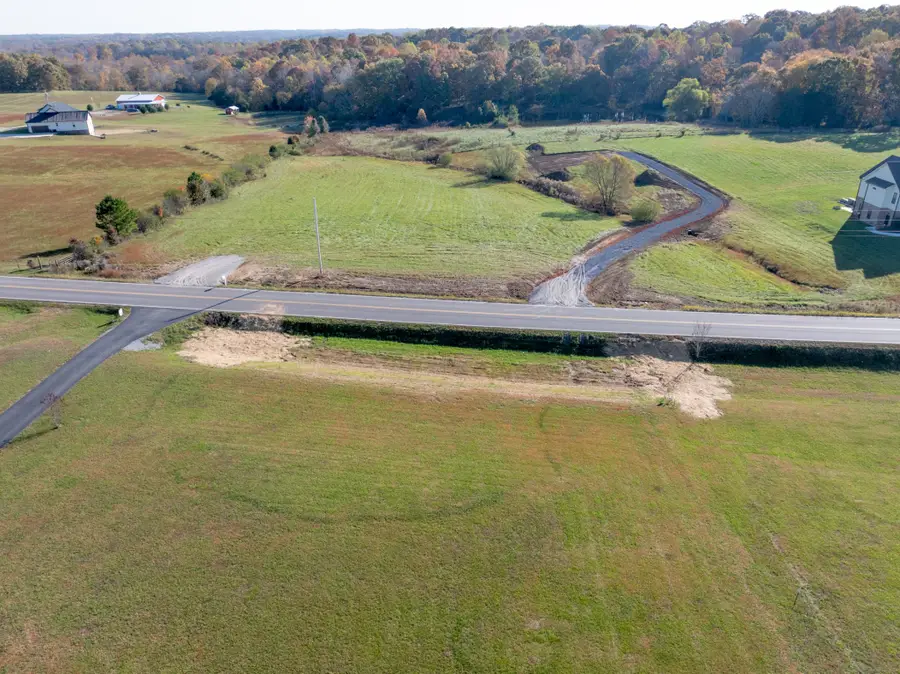 555 Buddy Road, Dickson, TN 37055 - Image #3