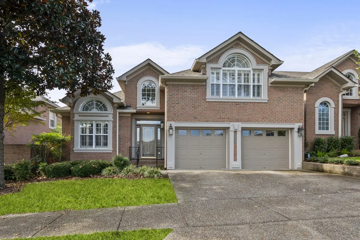 1032 Golf Club Cir W, Hendersonville, TN 37075 - Image #1