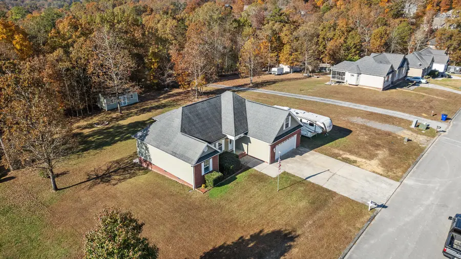 6807 Grazing Lane, Birchwood, TN 37308 - Image #2