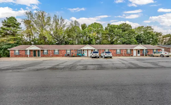 344 Dupuis Dr, Clarksville, TN 37042