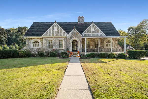 4411 Iroquois Ave, Nashville, TN 37205