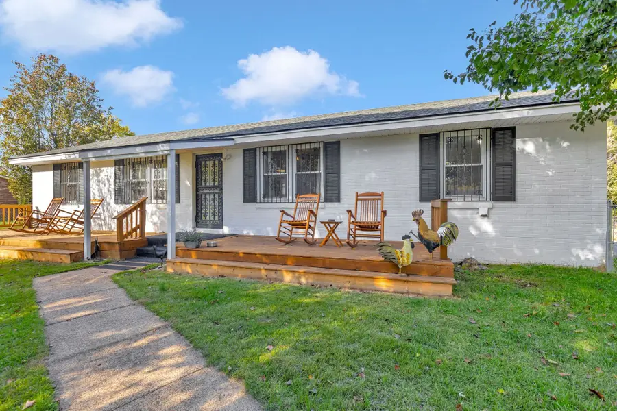 203 Eva Dr, Clarksville, TN 37042 - Image #3