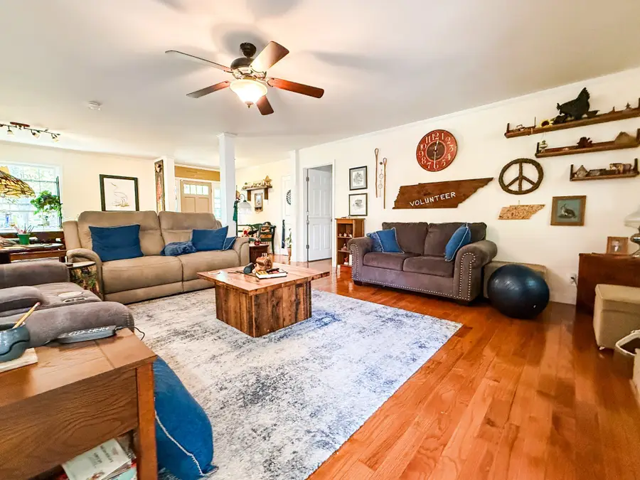 2414 Spaulding Cir, Murfreesboro, TN 37128 - Image #2