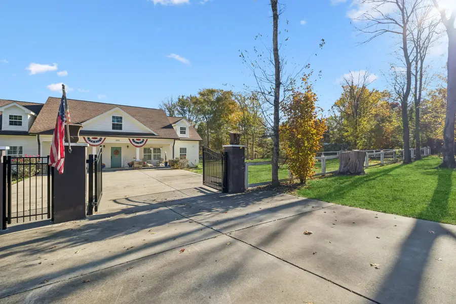 120 Coop Rd, Bell Buckle, TN 37020 - Image #2